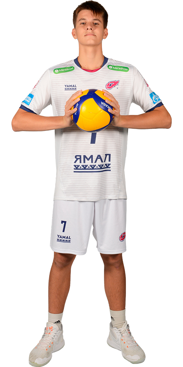 Дмитрий Казаринов